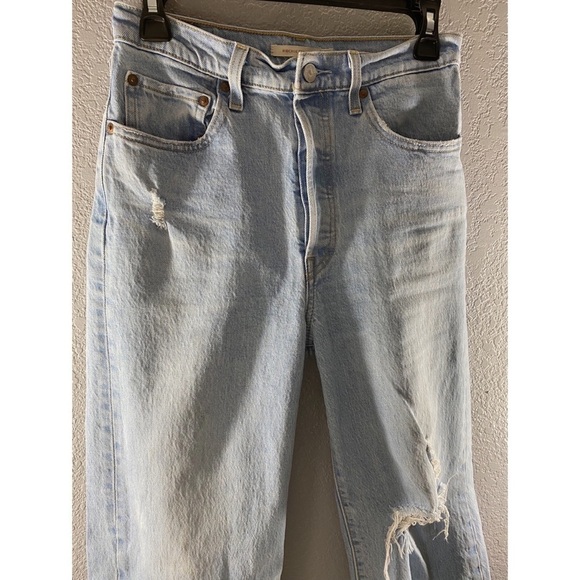 Levi’s Ribcage Straight Light Wash High Waisted Tango Fade Jeans - Picture 7 of 16